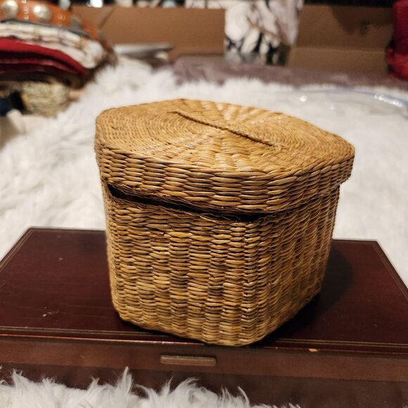 Vintage Handwoven Jiangxi Handicrafts Nesting Baskets Set Of 5 - Picture 4 of 15